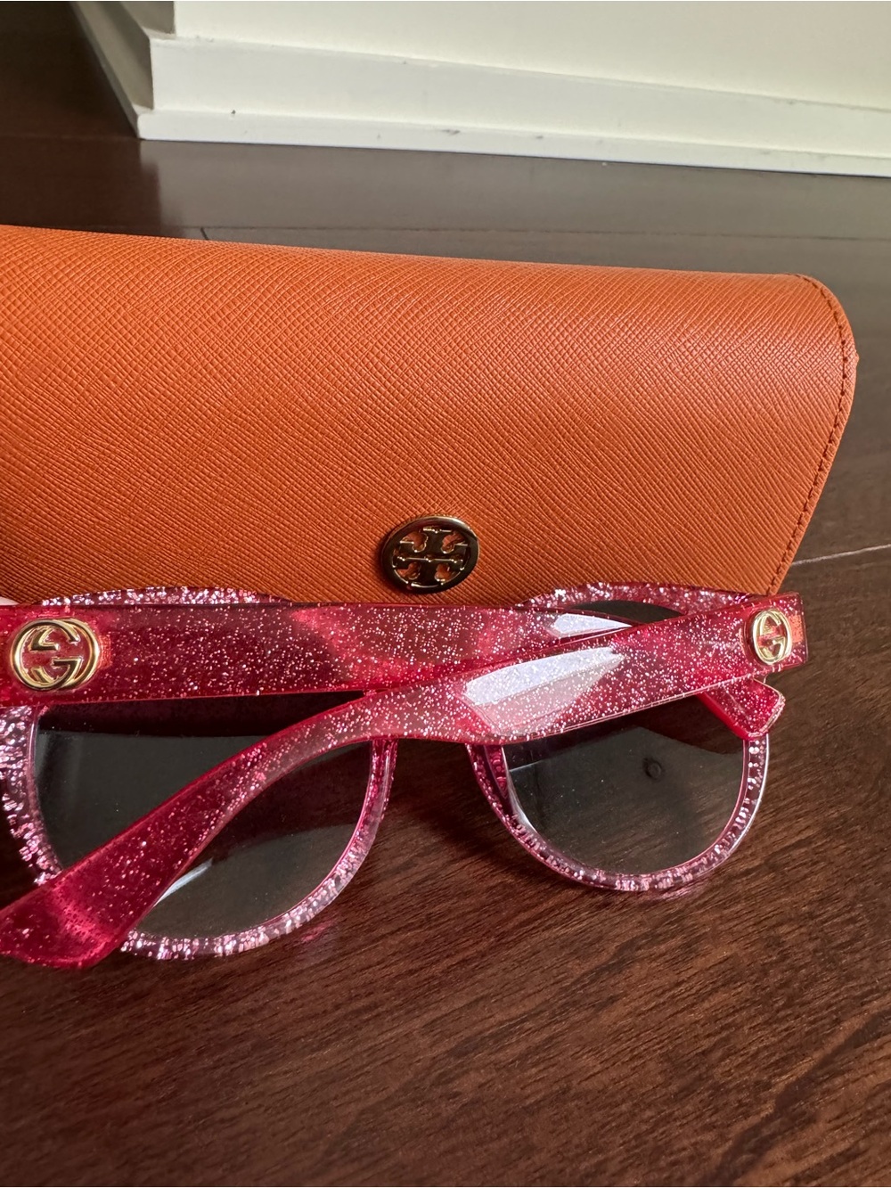 Vintage Gucci Pink Sunglasses With Tory Burch Replacement Case - Picture 2 of 6